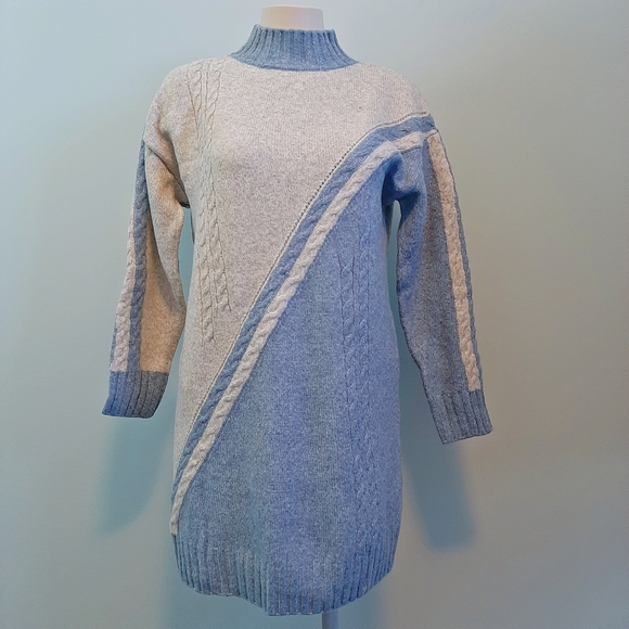 🅱️🅾️G🅾️! thick winter blue beige knits sweater - Picture 1 of 5